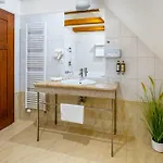 Hotel Golden Eagle Levice