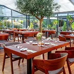 Hotel Golden Eagle 4*