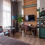 Hotel Golden Eagle