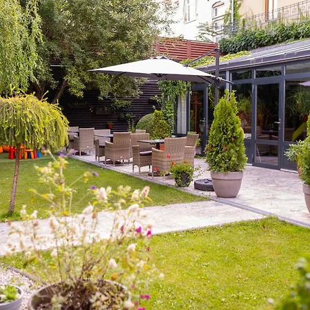 Golden Eagle Hotel 4*