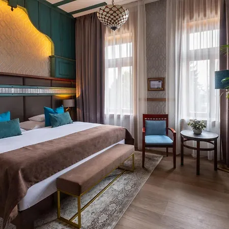 Hotel Golden Eagle Levice