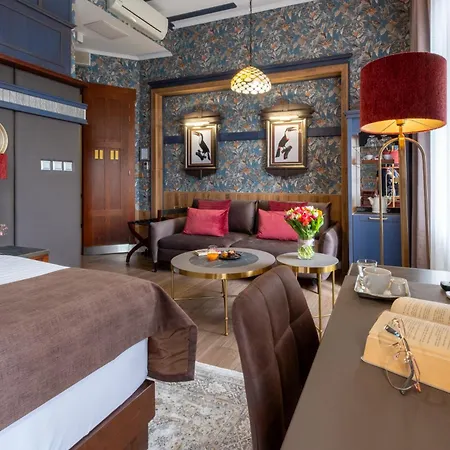 Golden Eagle 4* Levice