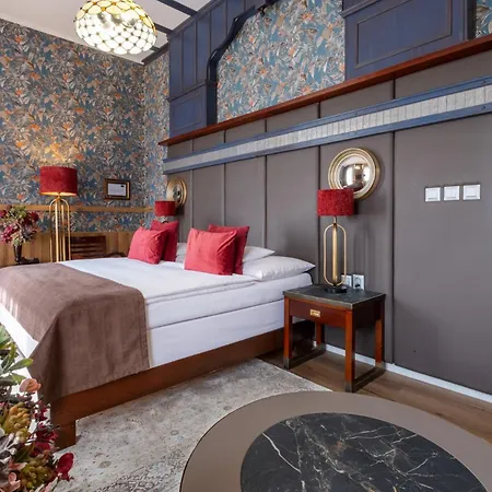 Golden Eagle Hotel 4*