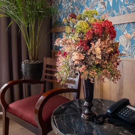Golden Eagle Hotel Levice