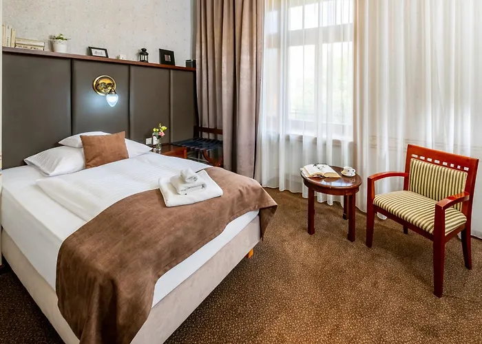 Golden Eagle Hotel Levice